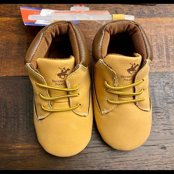 Baby boy booties 9-12 months - Picture 2 of 4